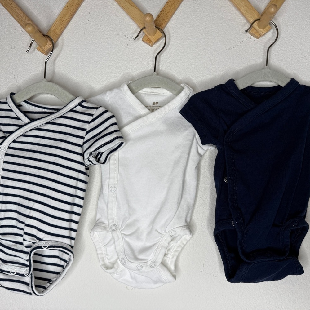 H&M 3 pack Wrapover Organic Bodysuits Baby White Dark Blue Stripes - Picture 5 of 12